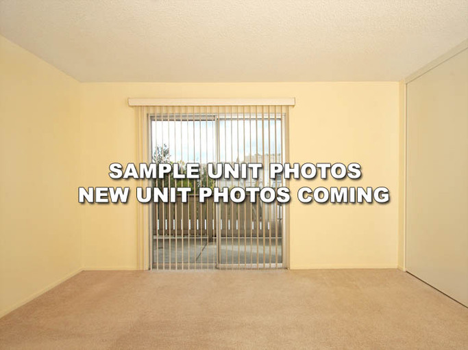 2700 Del Medio Court