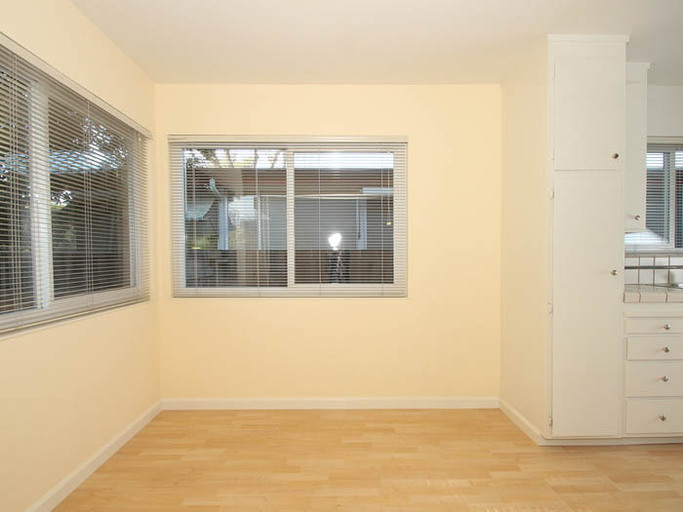 3307 - 3317 Alma Street