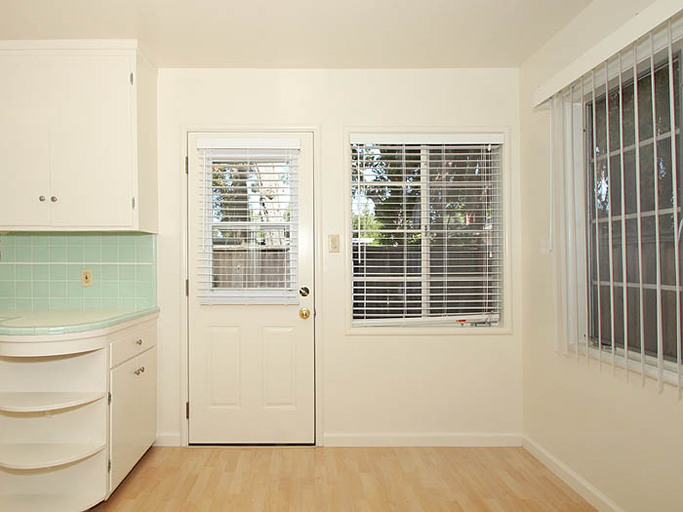 380 - 396 Madeline / 388 - 400 Curtn