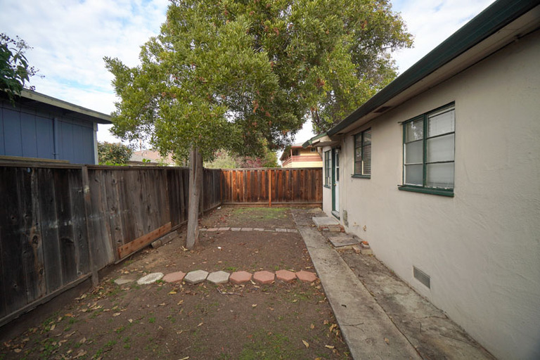 380 - 396 Madeline / 388 - 400 Curtn