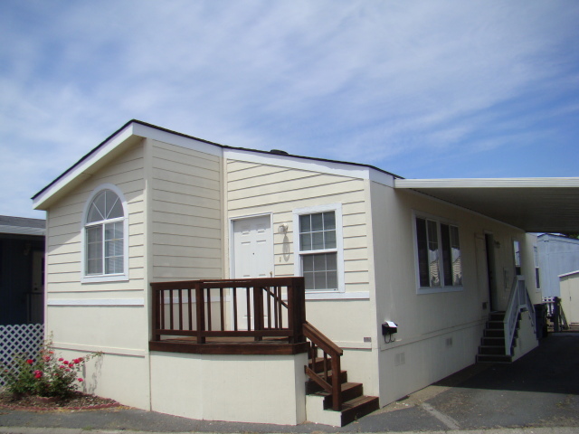 580 E. Ahwanee Avenue