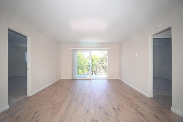 415 - 425 S Bernardo Avenue