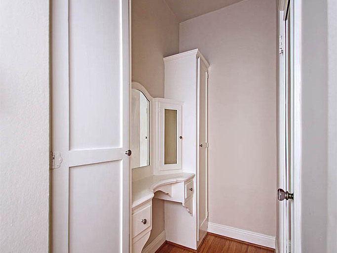 360 Forest Avenue