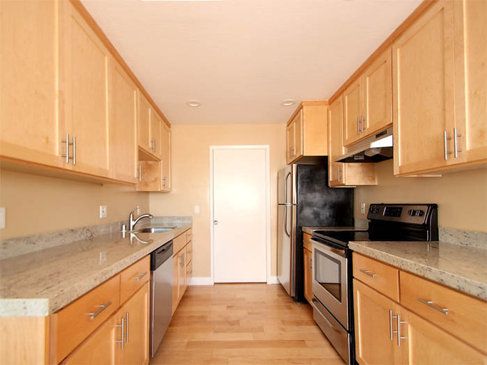 1410 Millbrae Ave
