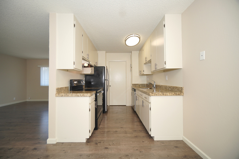 1256 Balboa Court