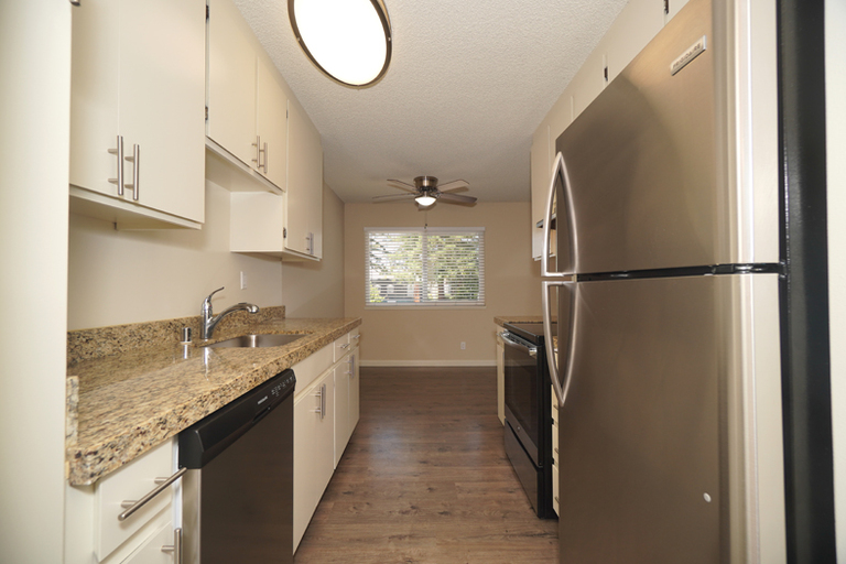 1256 Balboa Court