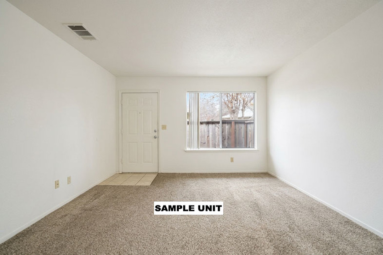 3581 - 3585 N. Parkway Drive