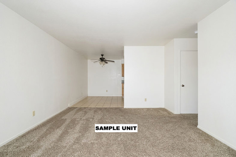 3581 - 3585 N. Parkway Drive