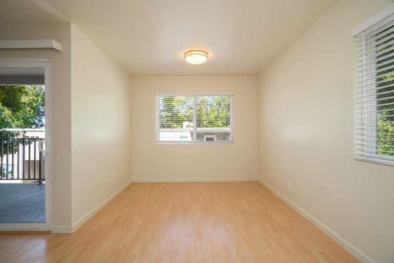 120 - 122 East Creek Drive