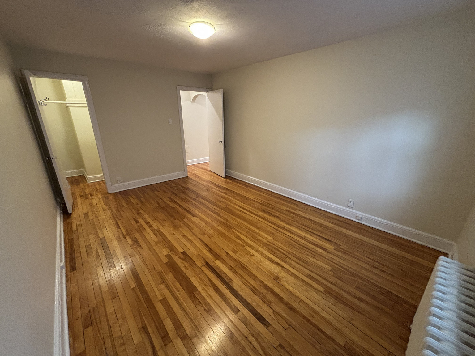 Churchill Court Apartments - Photo 20