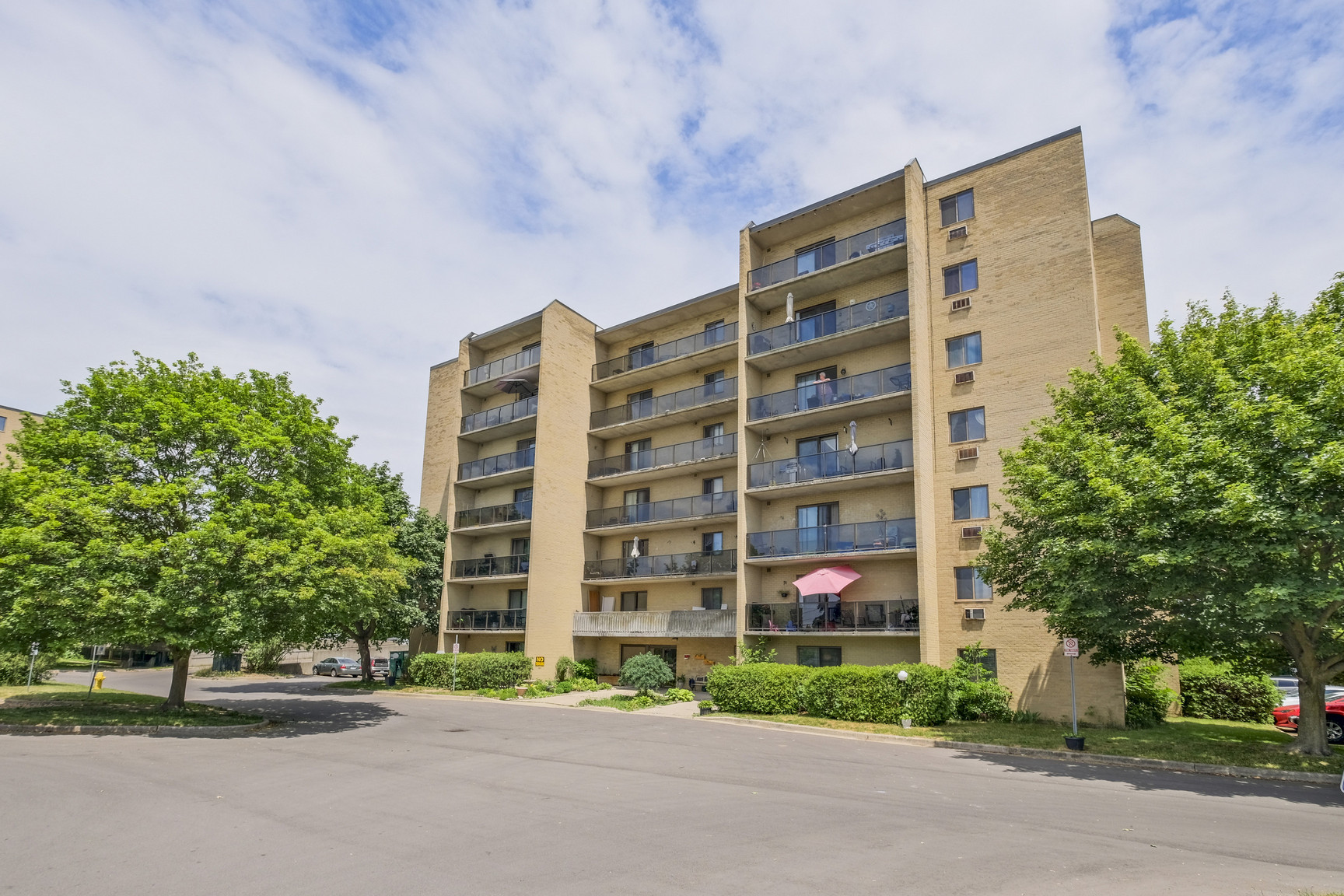 Webster Apartments - Photo 43