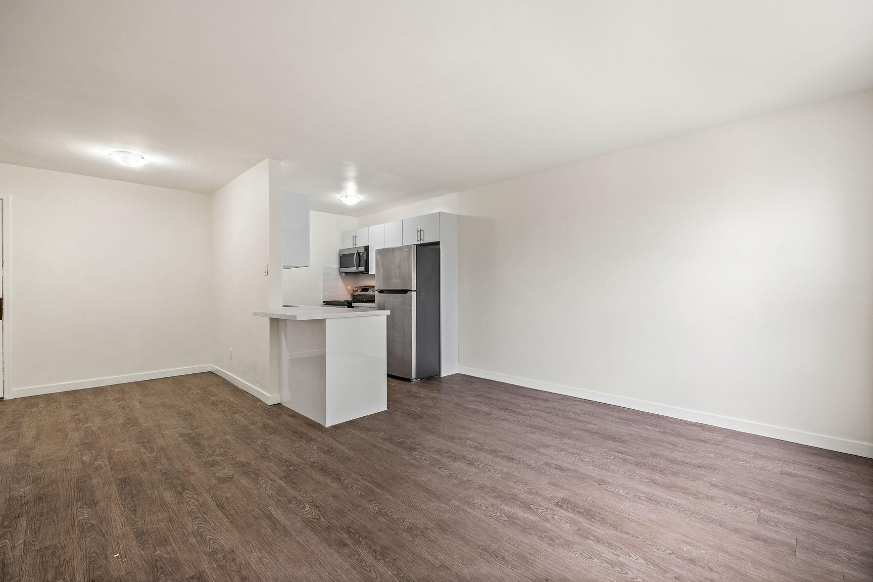 Guestville Apartments - Photo 8
