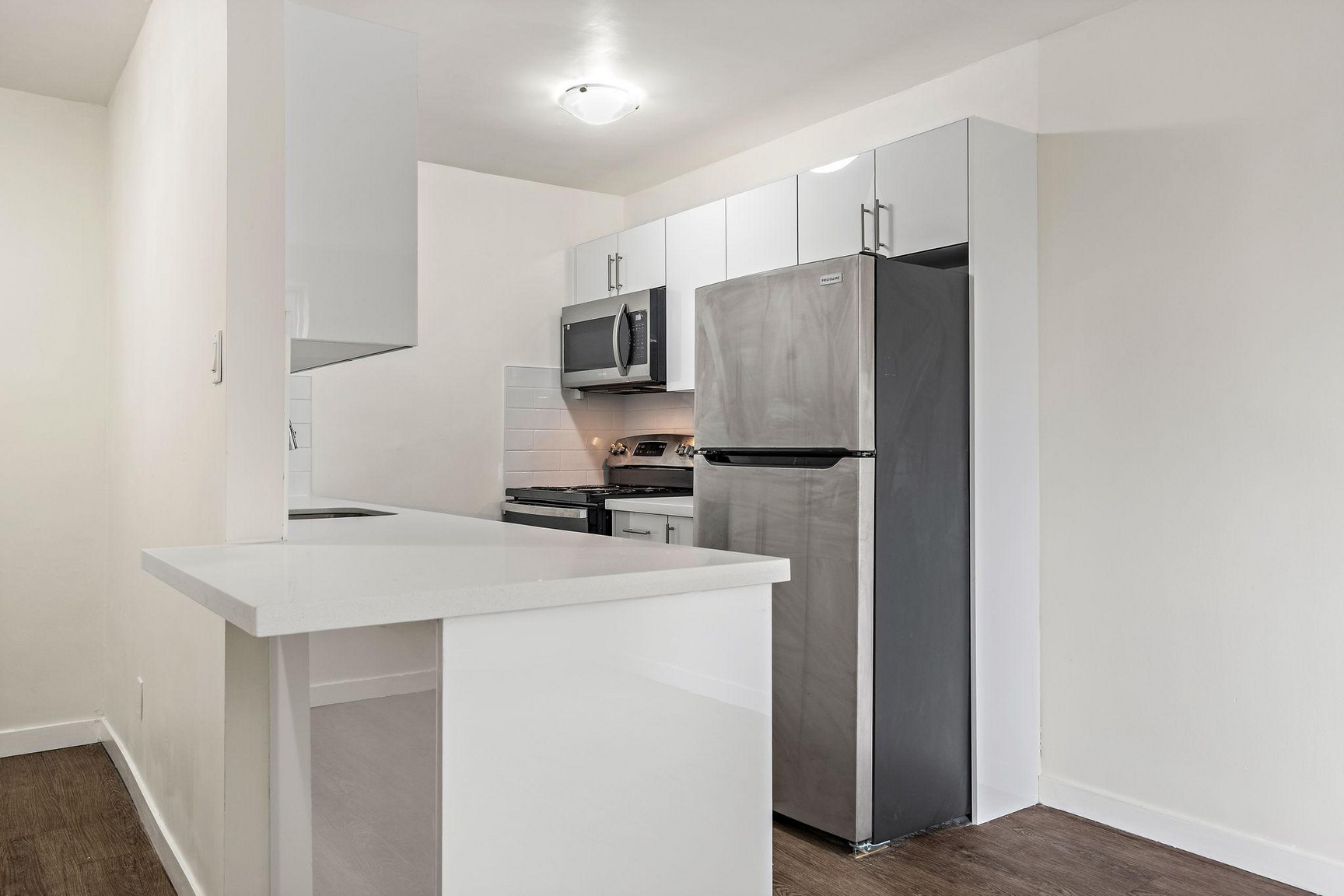 Guestville Apartments - Photo 3