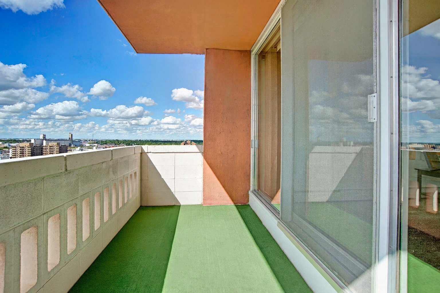 Marquis Towers - Photo 12