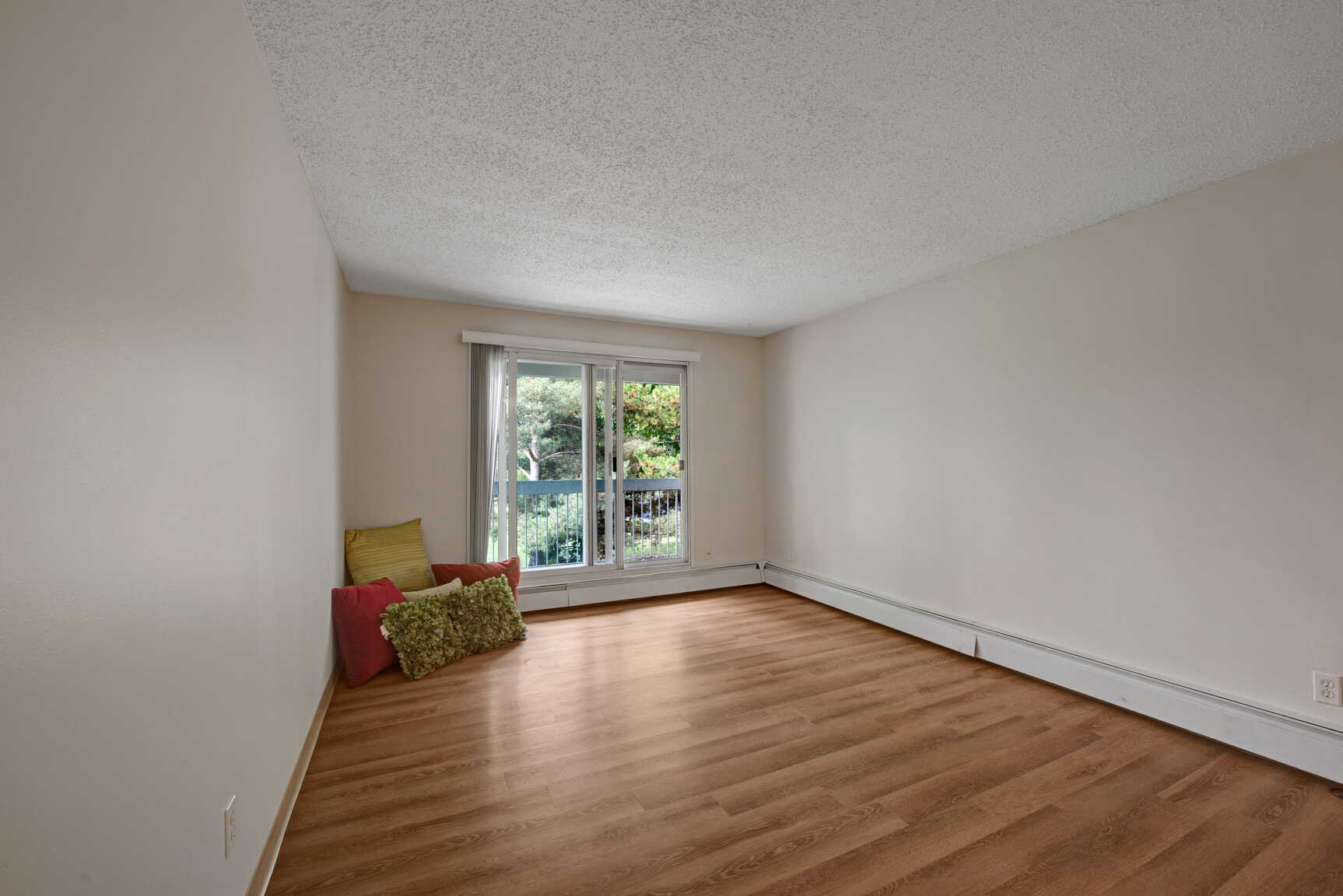 Gateway Gardens - Photo 10