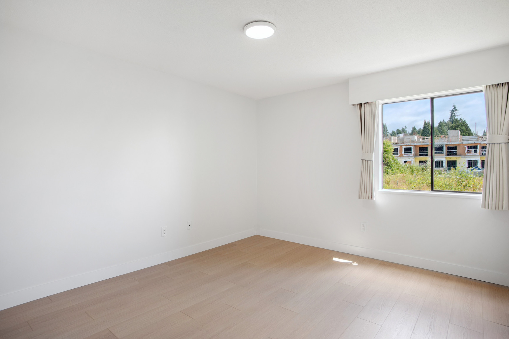 Westview Manor - Photo 10