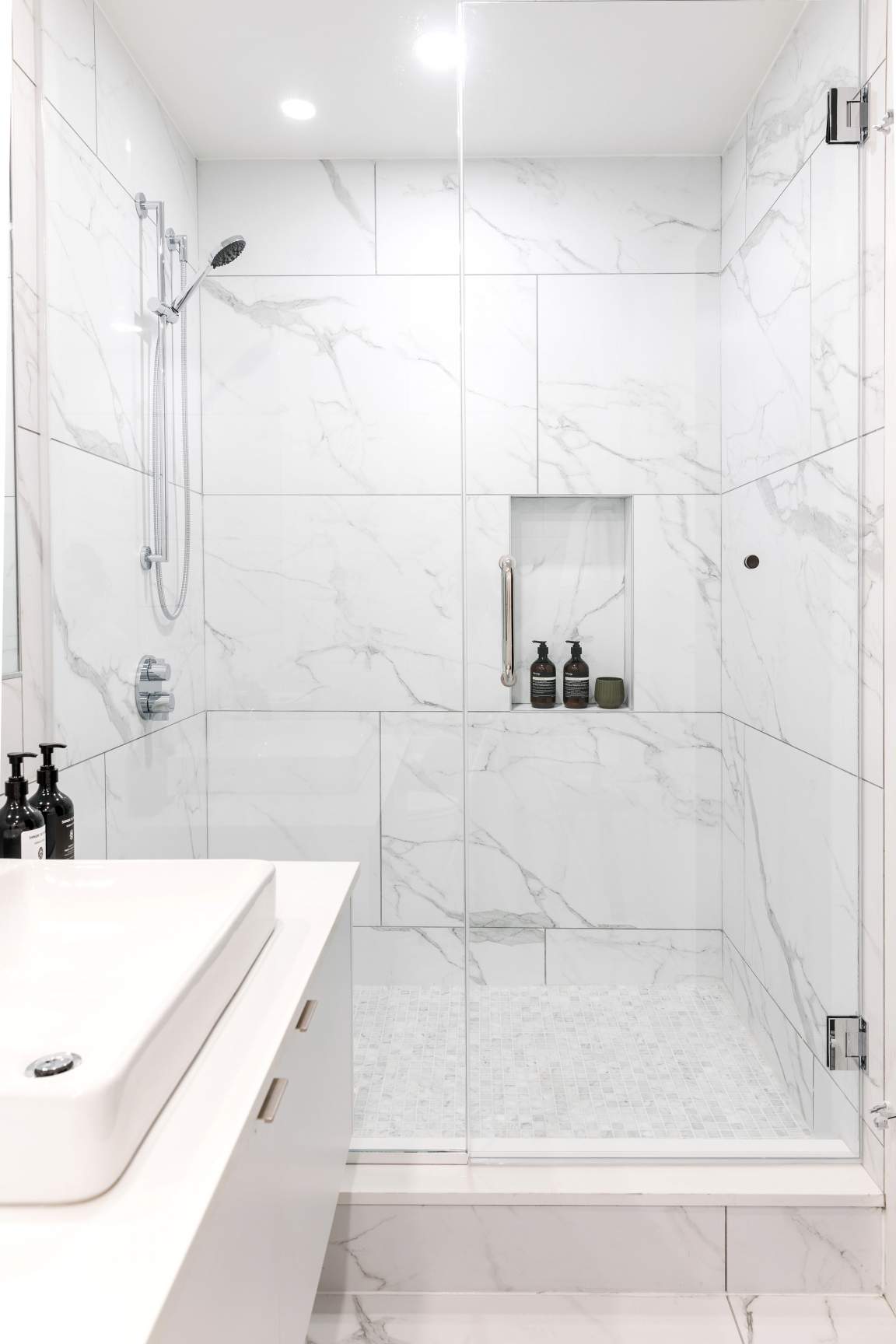 Calgary House - Photo 10