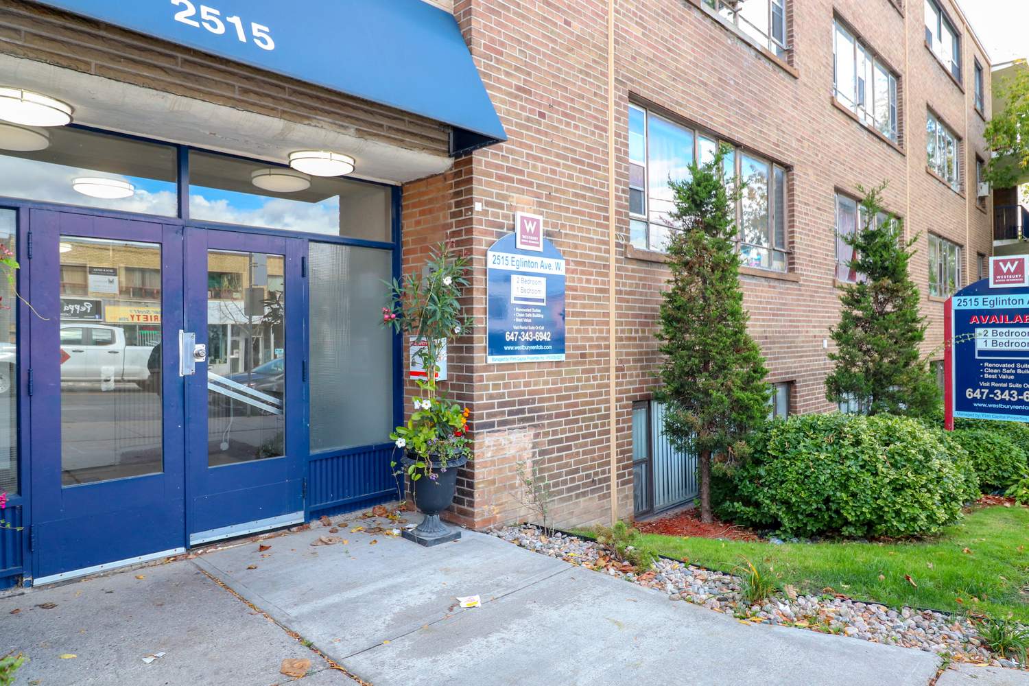 2507 & 2515 Eglinton Avenue West, Toronto - Photo 7