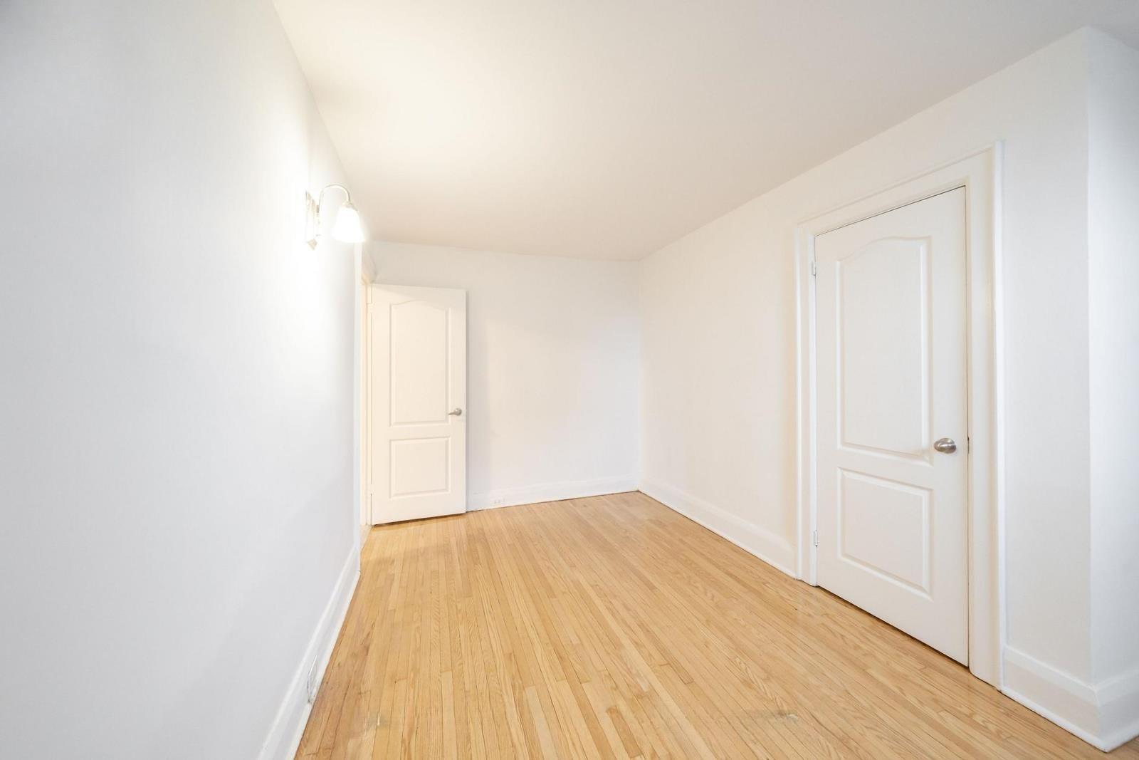 2-12 Kingston Road, Toronto - Photo 26