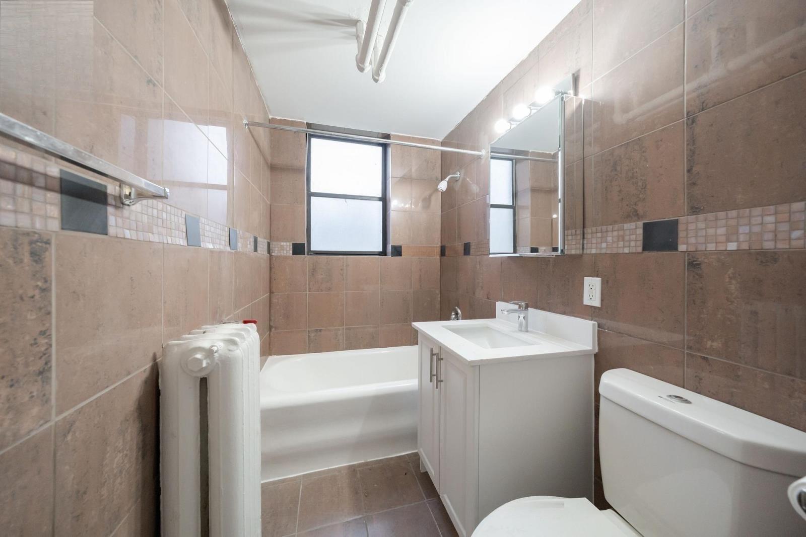 2-12 Kingston Road, Toronto - Photo 34