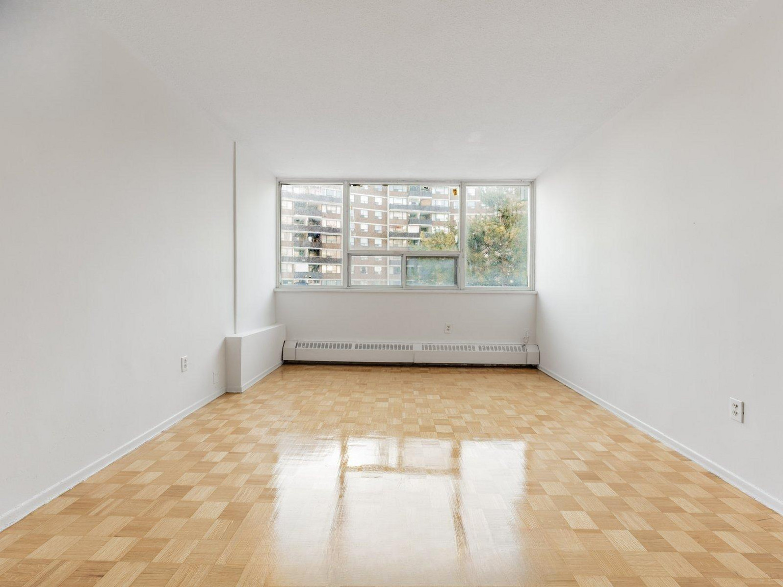1385 Midland Avenue, Toronto - Photo 4