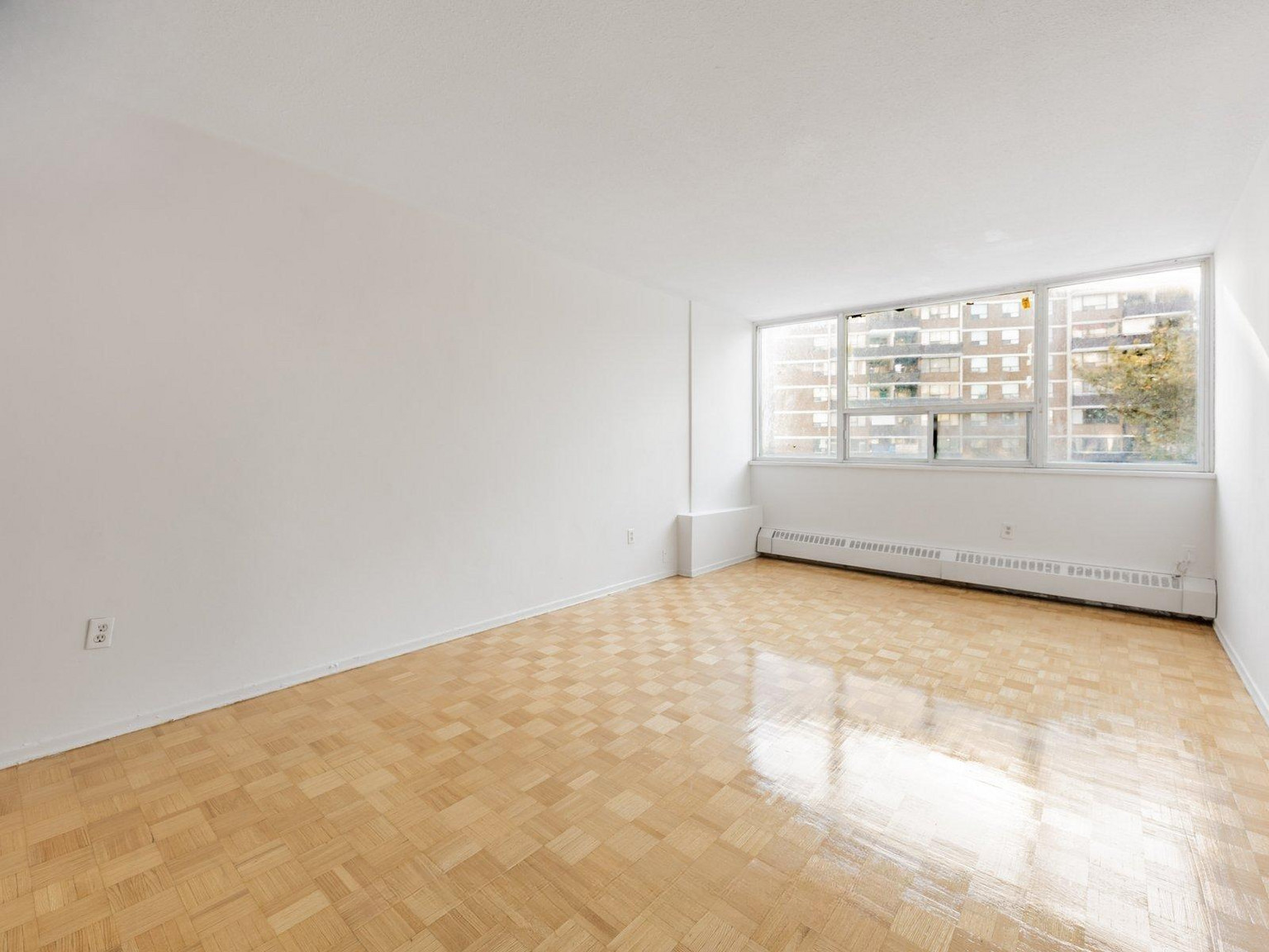 1385 Midland Avenue, Toronto - Photo 6
