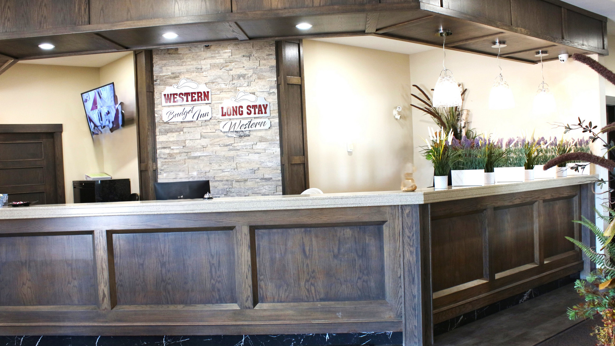Western Long Stay Leduc 3 - Photo 4