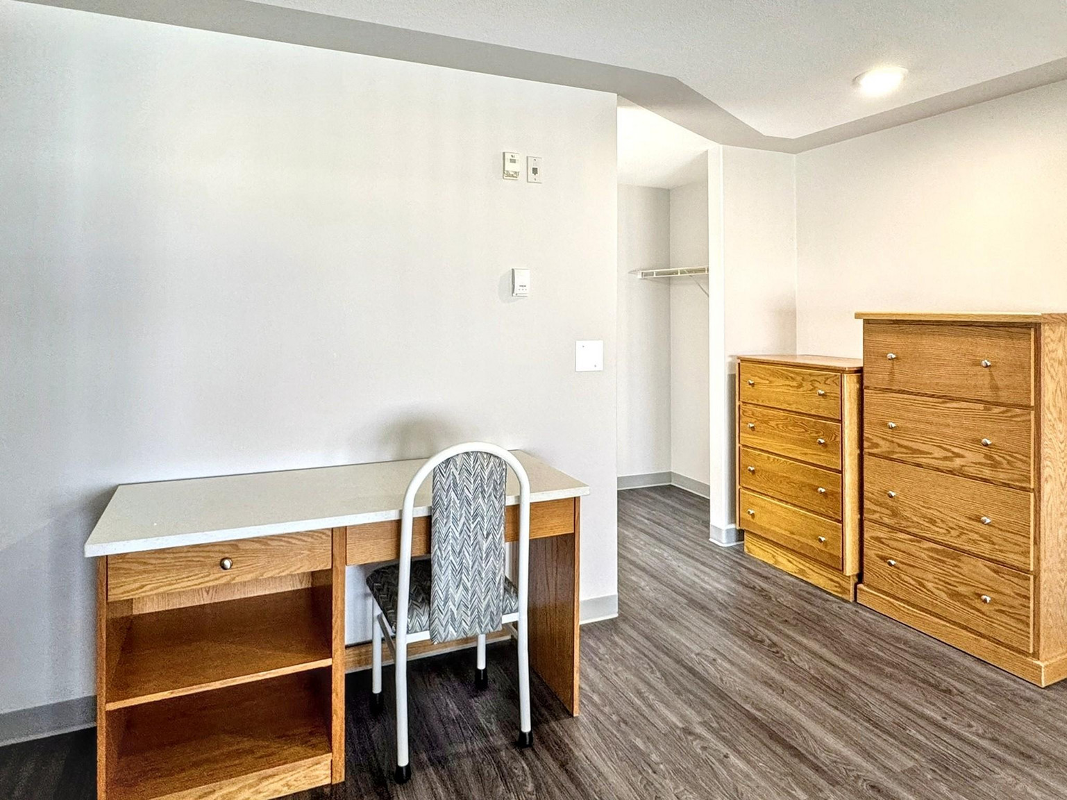 Western Long Stay - Photo 22