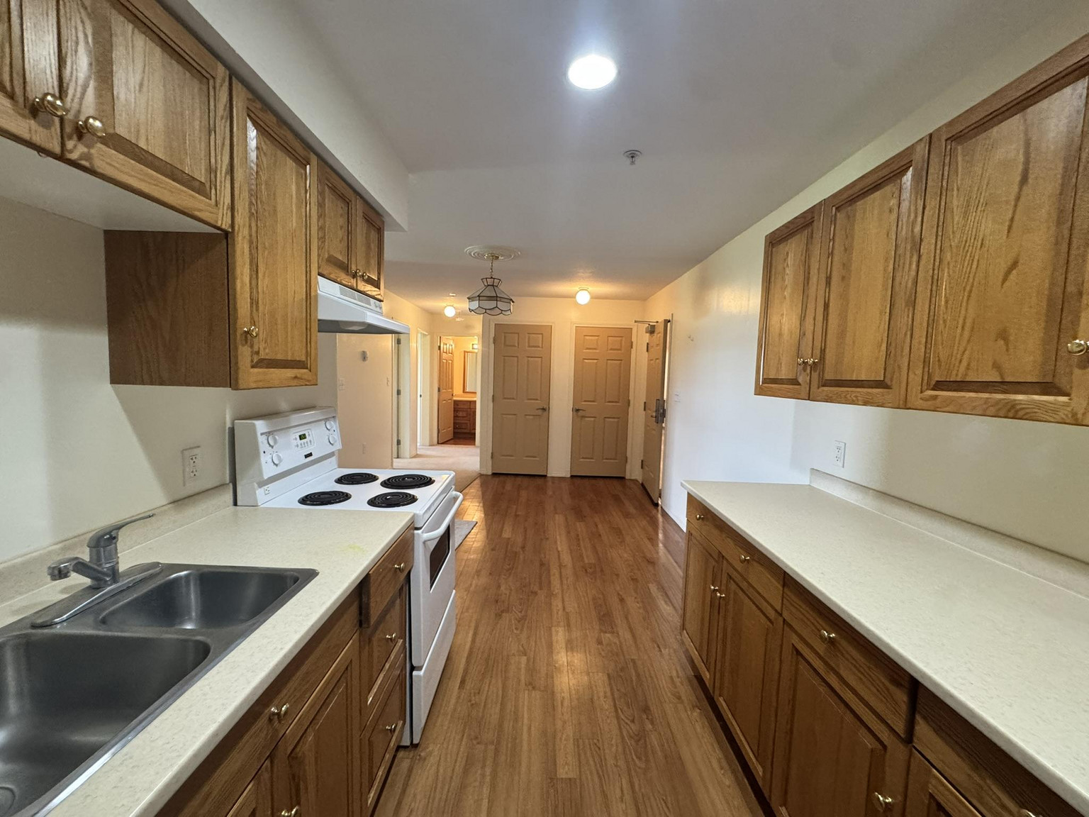 New Imperial Suites - Photo 21