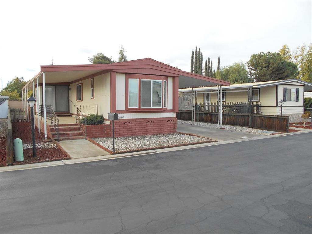 Visalia Estates | Western Management, LLC