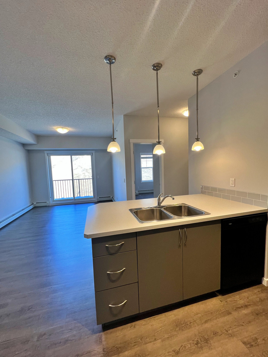The Milroy - Photo 42