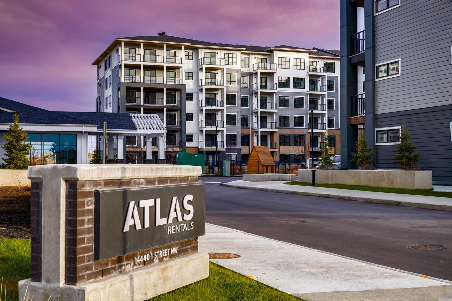 Atlas - Photo 33