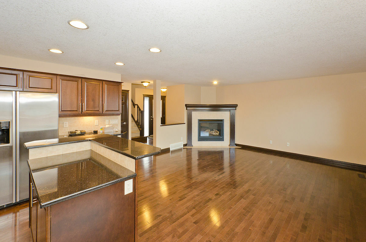 Attractively Designed 3 Bedroom + Bonus - Photo 11