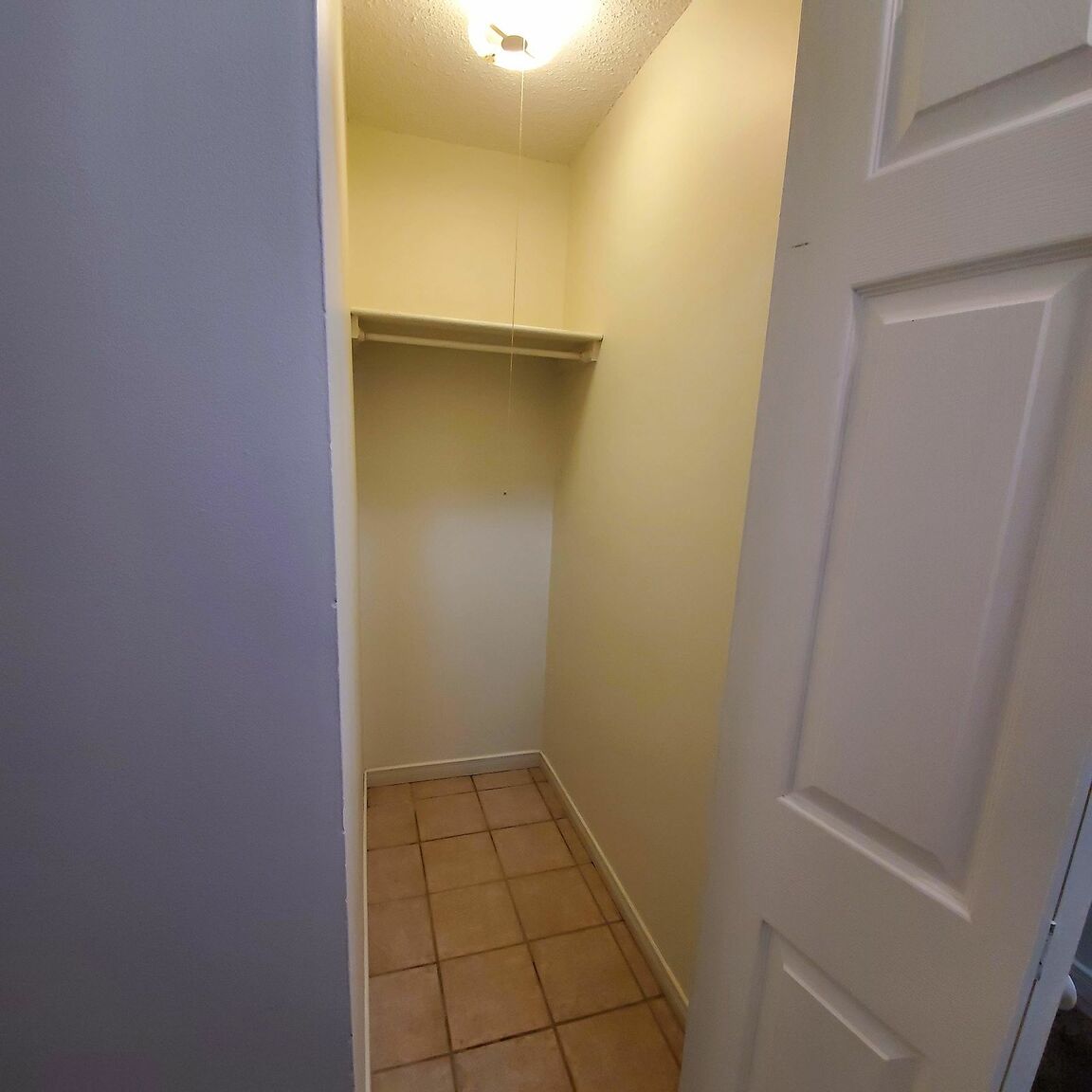 2 Bedroom Apartment : Unit #206 - Photo 4