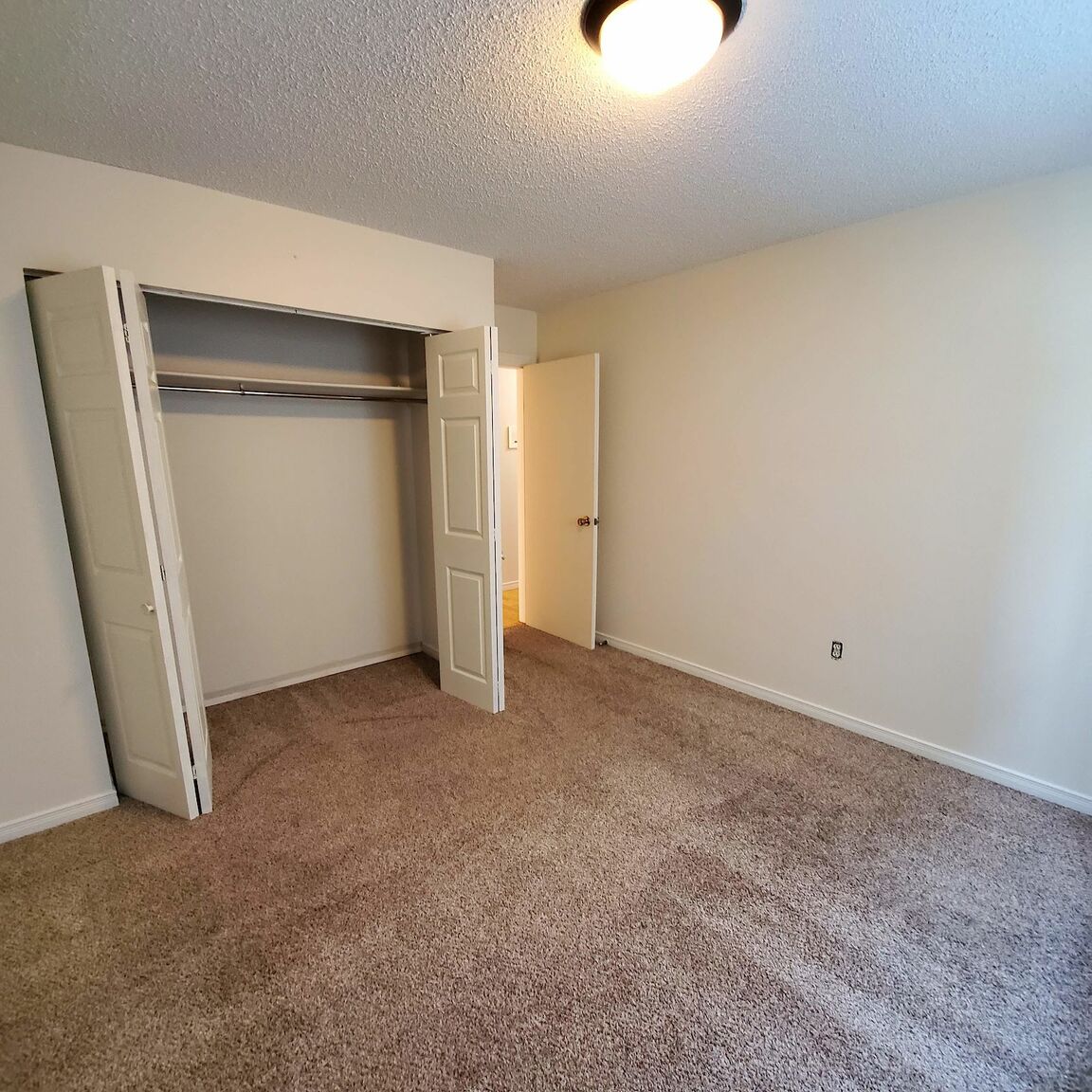 2 Bedroom Apartment : Unit #206 - Photo 10