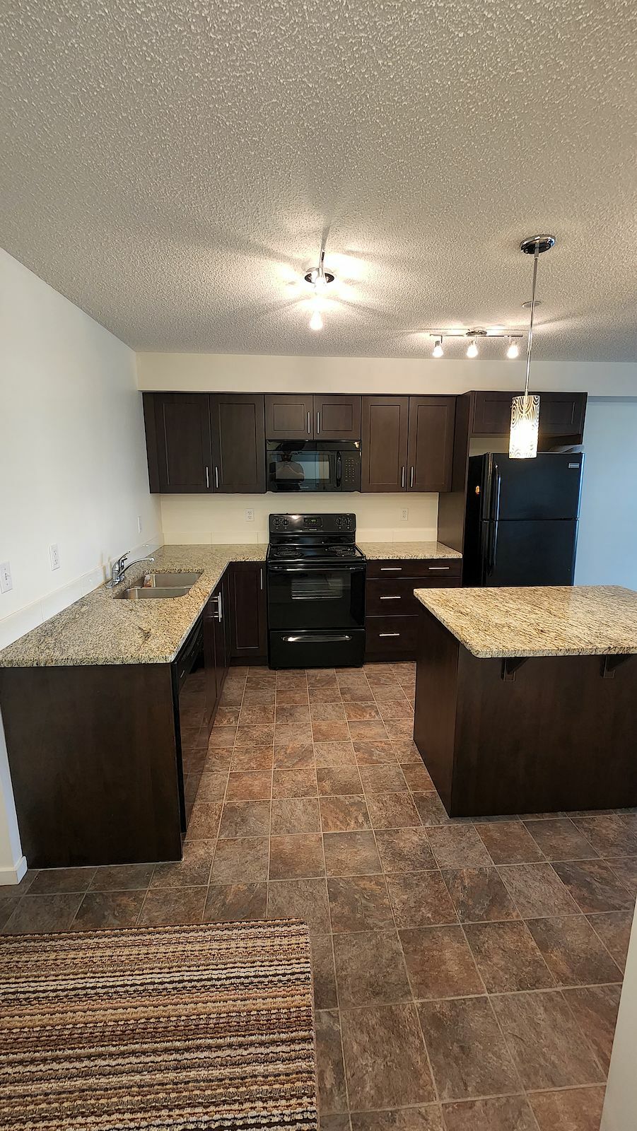 Cozy 1 Bedroom Condo in Copperpond in the Southeast - Photo 12