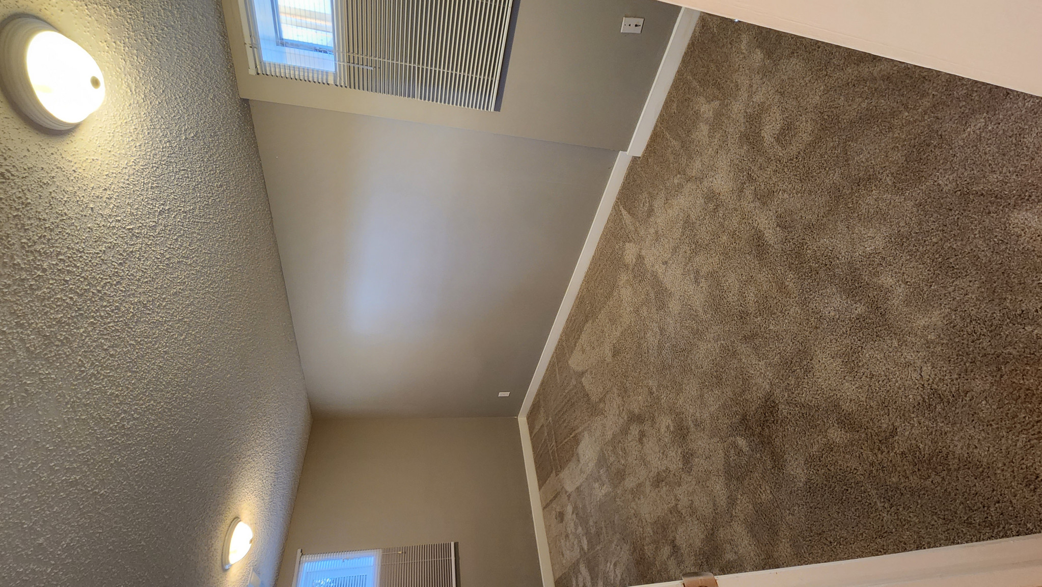 2-Bedroom Basement Suite with Private In-suite Laundry (not shared) - Photo 10