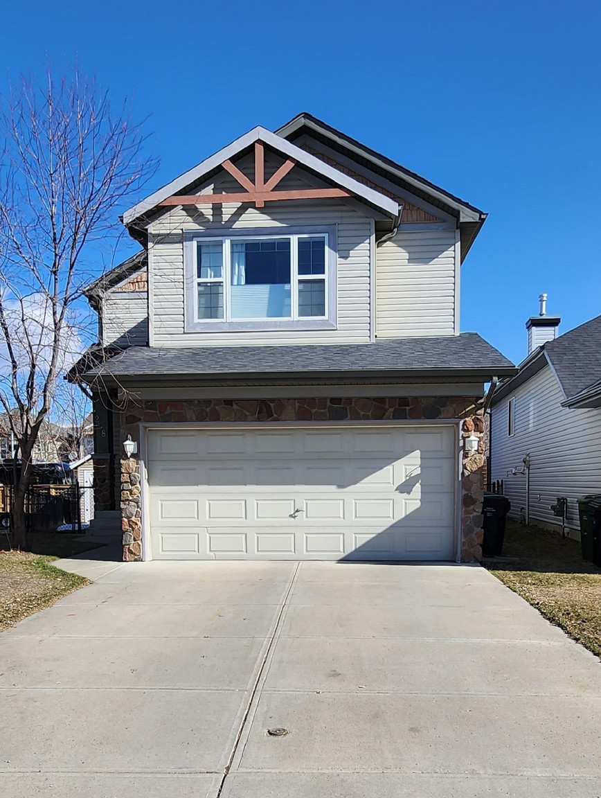 Beautiful 3-Bed, 2.5 Bath Home in Rocky Ridge!