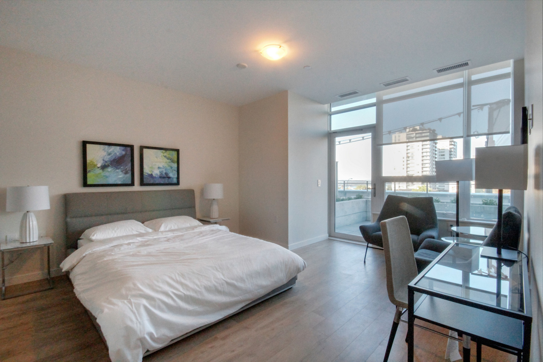 Fully Furnished - Centreview in North Vancouver - Photo 22