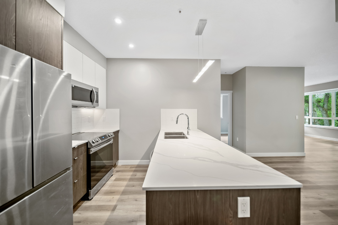 West Garneau - Photo 41