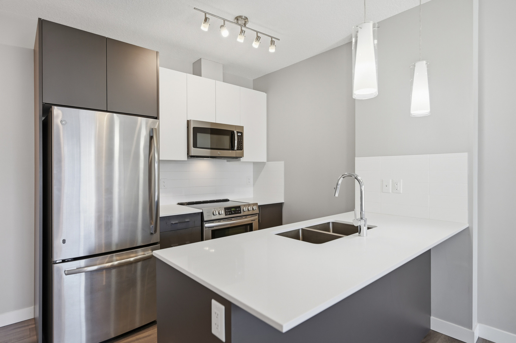 Village on 105th - Photo 63