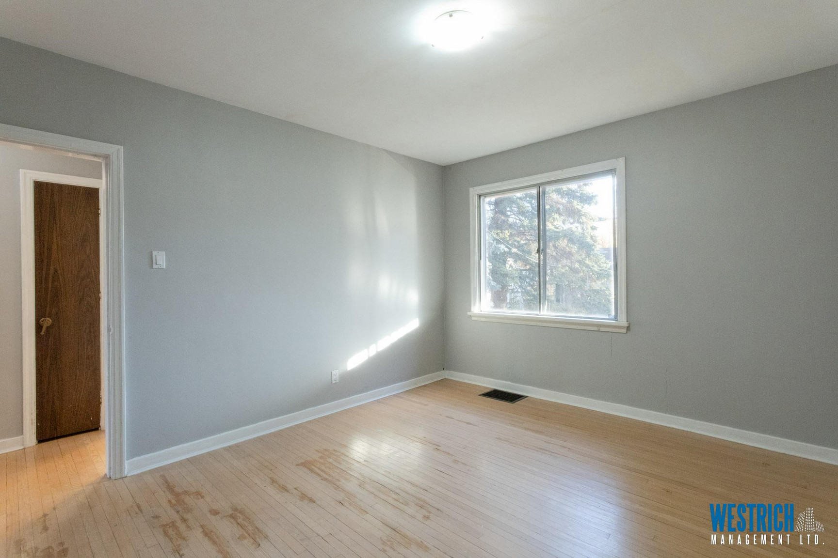 8715 117 Street Northwest - Photo 6