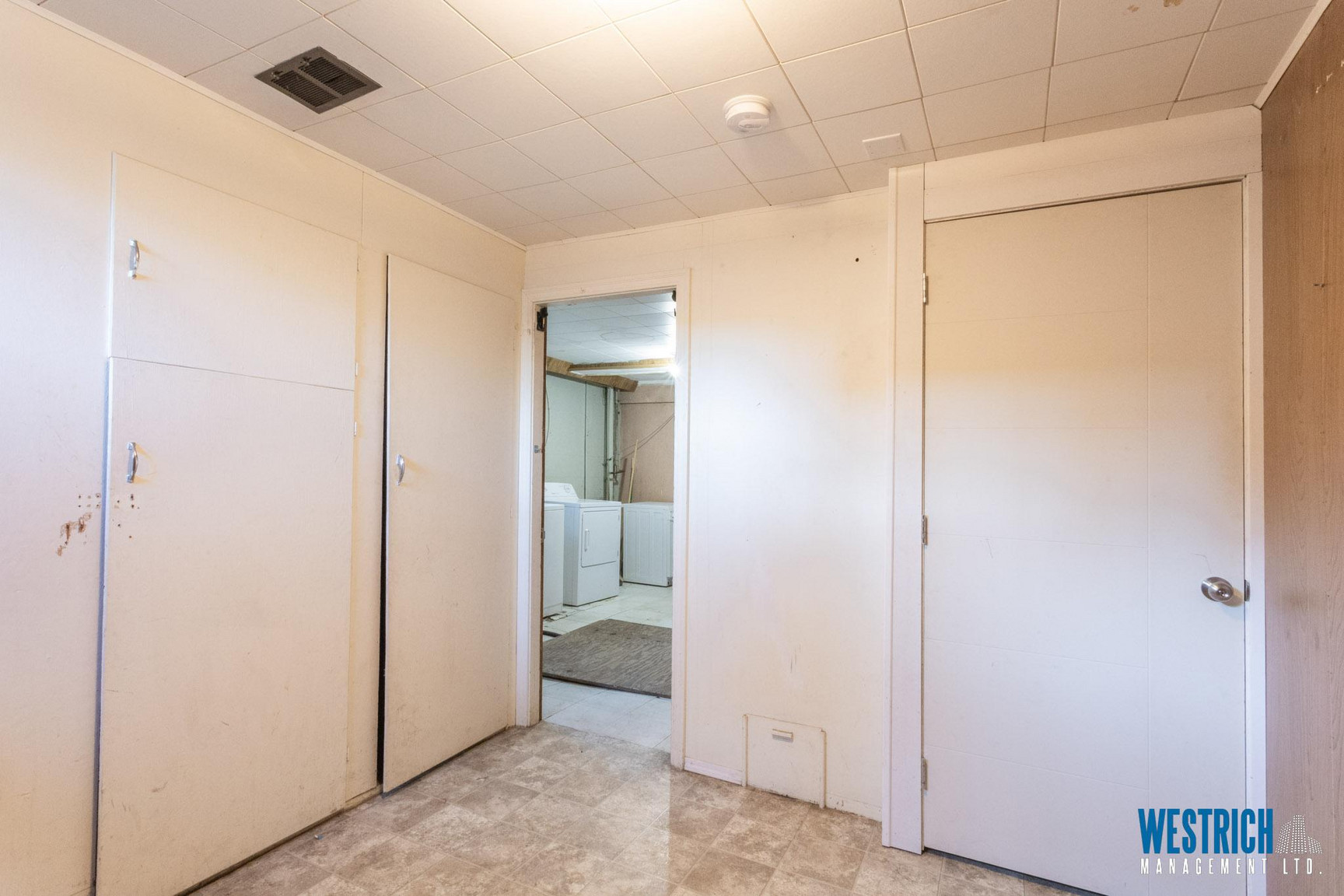 8715 117 Street Northwest - Photo 15