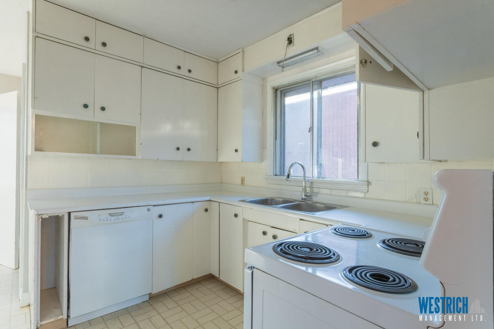 8715 117 Street Northwest - Photo 22