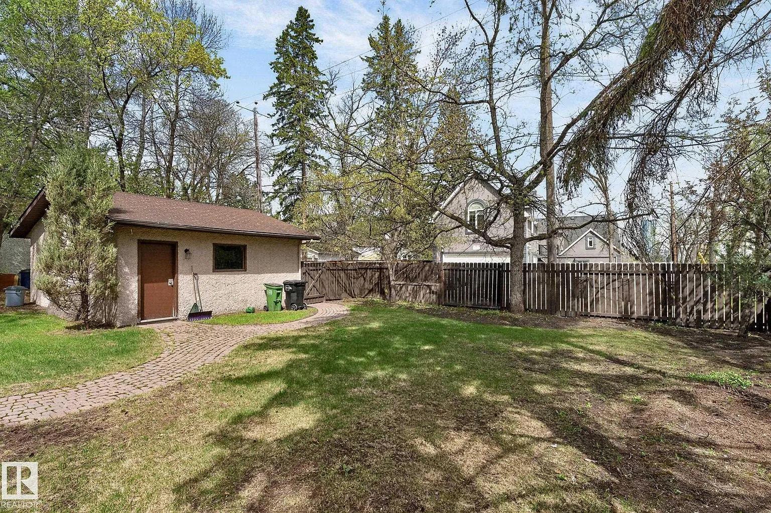 11608 Edinboro Rd NW - Photo 21