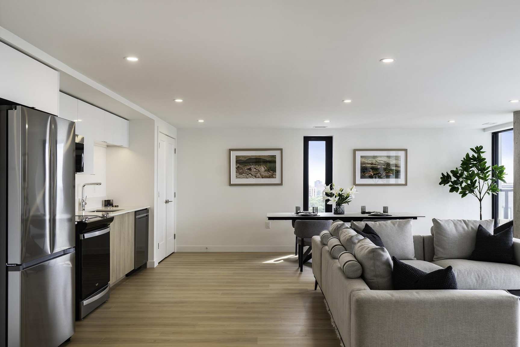 2755 King Street - Photo 3