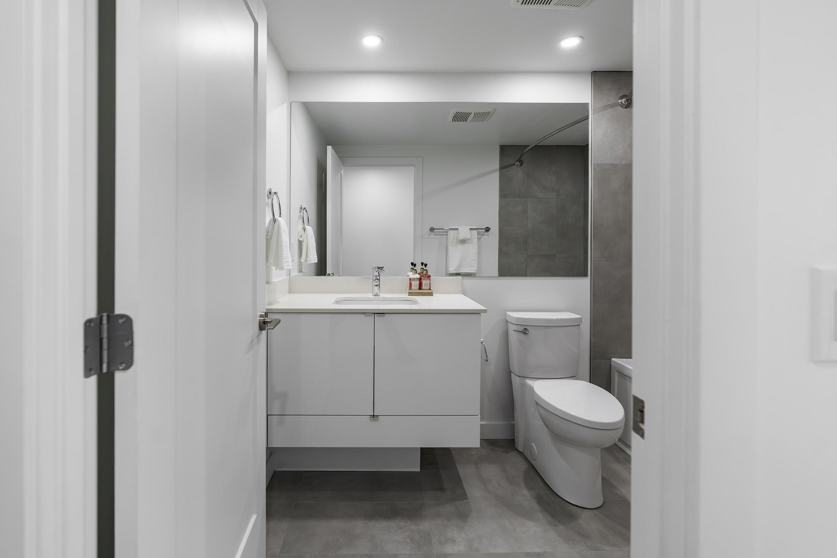 2755 King Street - Photo 8