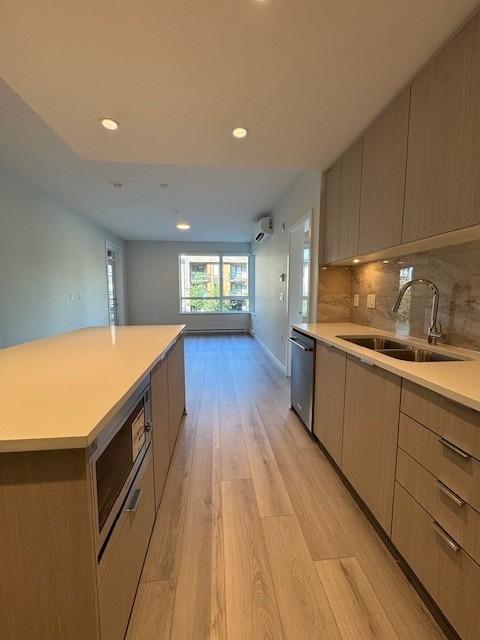 Skylark 203 - Photo 5