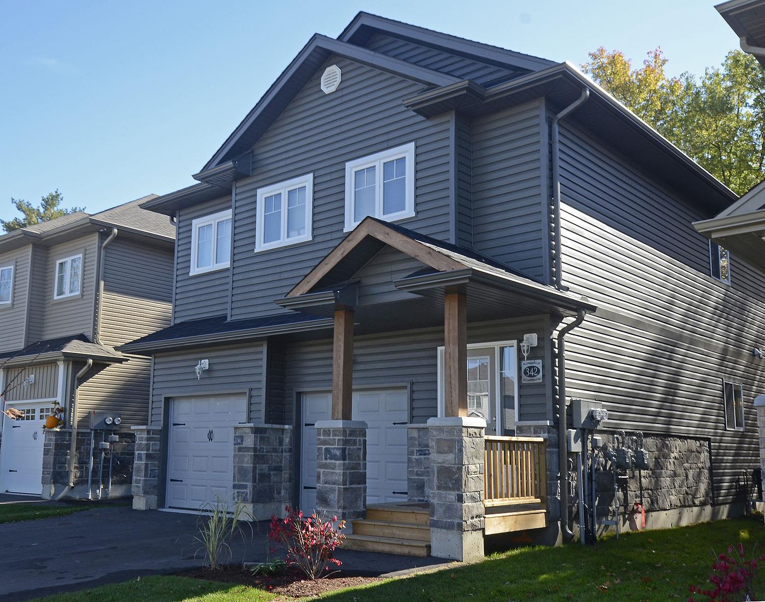 916 Kelsowood Lane, Fergus, ON N1M 2W3 — photo 1