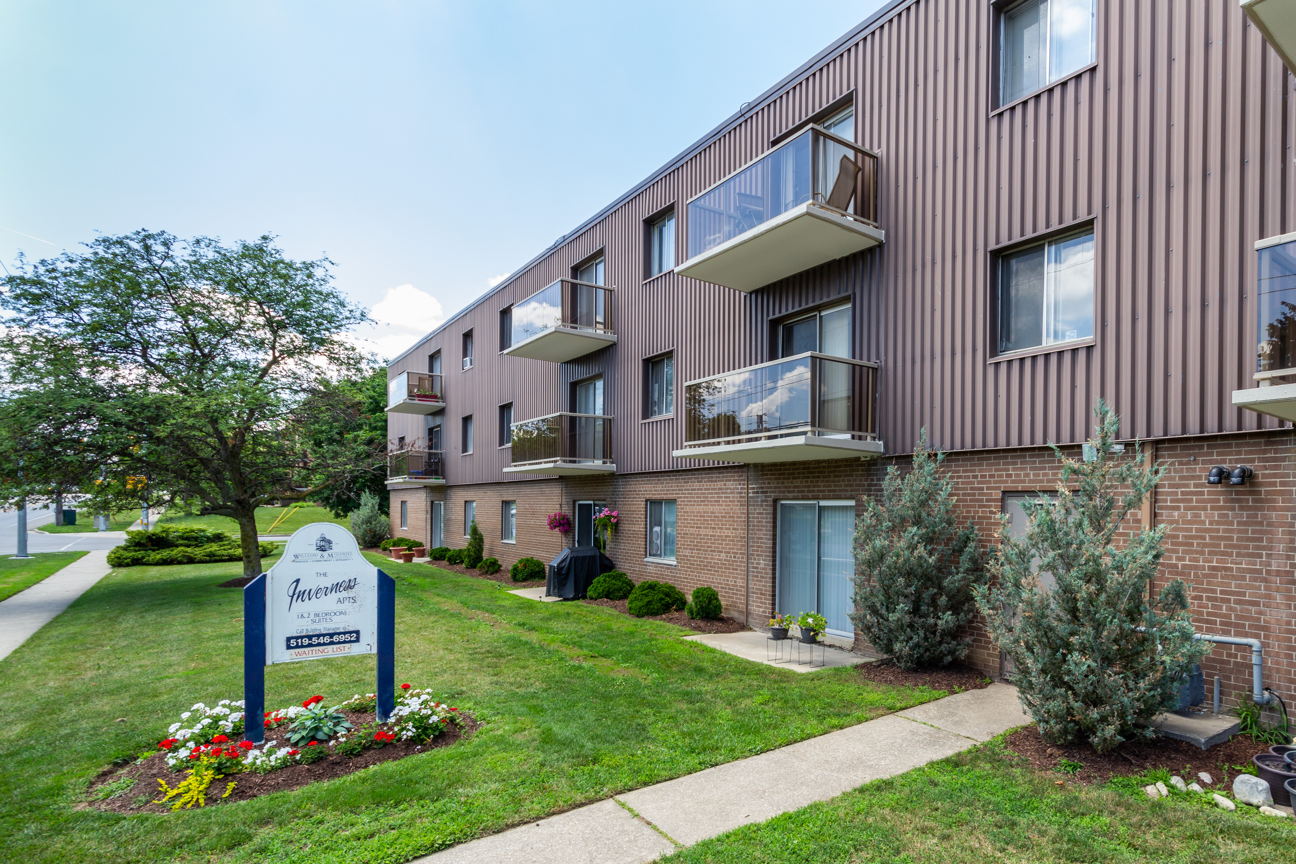 29 Inverness Drive, Guelph, ON N1E 1A9 — photo 1